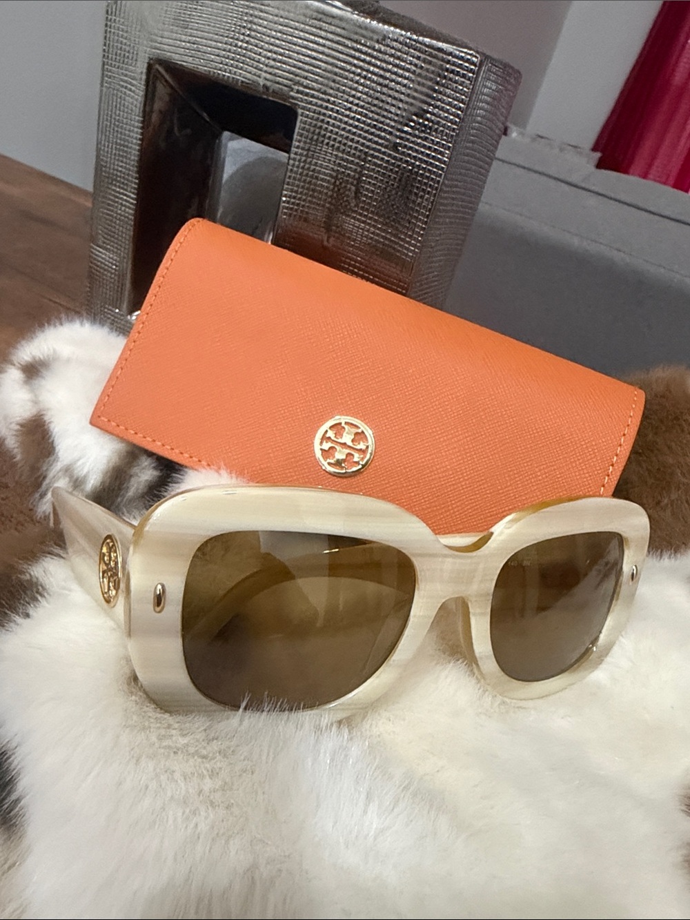 Tory Burch Orange Saffiano Clutch with Cream Tortoiseshell Sunglasses